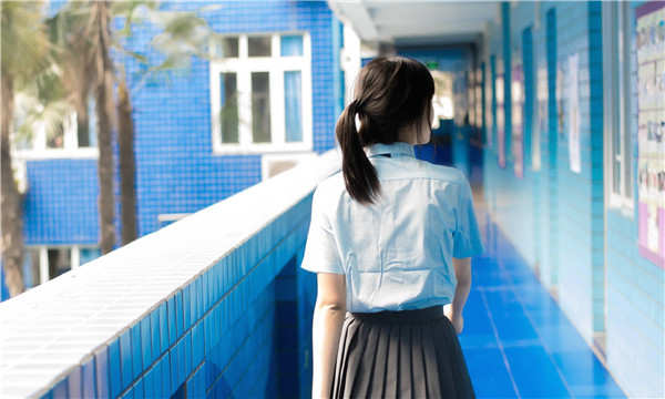 双峰如何找到一个可以帮助我生孩子的女人？